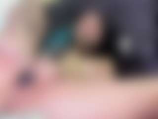Live cam show with crystal-brubano - Small Tits on TastyBlacksLive