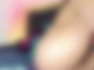 Live cam show with crystal-brubano - Petite on dropp.cam