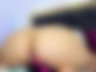 crystal-brubano's Live Sex Cam Show