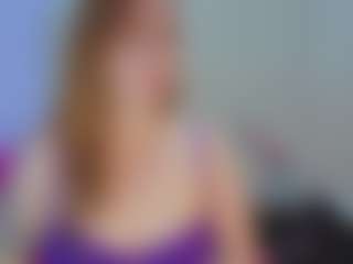 Live cam show with Grettel-ramirez - Robe on EXY