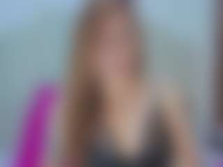 Live cam show with Grettel-ramirez - Drinking on Camiplay Live