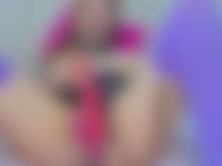 Live cam show with Grettel-ramirez - Handjob on eurowanks.com