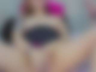 Live cam show with Grettel-ramirez - Blue Eyes on Camsoda