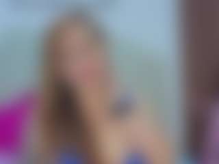 Live cam show with Grettel-ramirez - Smoking on Camsoda