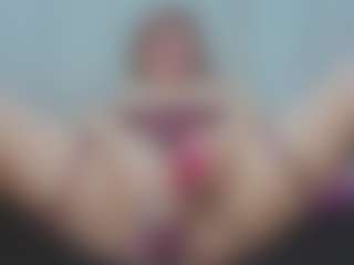Live cam show with Grettel-ramirez - Smoking on Big Tits