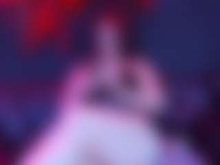 Live cam show with IvannaaKozlov - Shaved Pussy on AdultVida.com