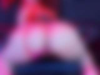 IvannaaKozlov's Live Sex Cam Show