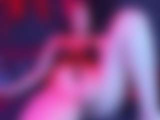 IvannaaKozlov's Live Sex Cam Show