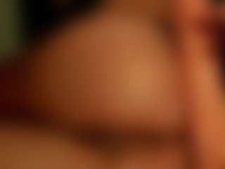 Live cam show with MYOMINIX - Brown Eyes on googirlz