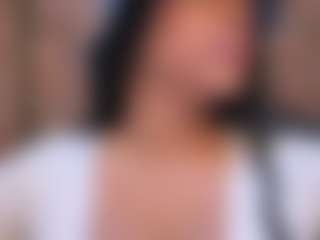 Live cam show with AntonellaMorelli - Blowjob on CamClone