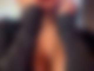 Live cam show with AntonellaMorelli - Longlegs on Hubzter Live