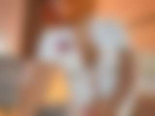 Live cam show with AntonellaMorelli - Anal Brown Hair on Camversity
