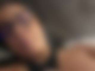 AntonellaMorelli's Live Sex Cam Show
