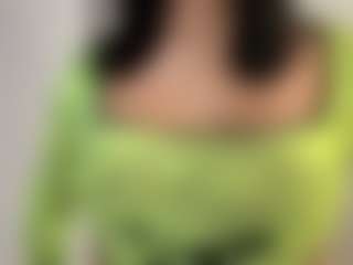 Live cam show with AntonellaMorelli - Lesbian on CamClone