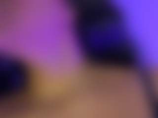 Live cam show with AntonellaMorelli - Fingering Latina on Camsoda | colombia