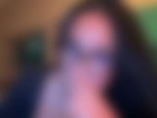 Live cam show with AntonellaMorelli - Brown Eyes Brown Hair on madthumbs
