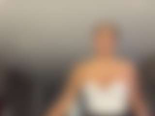 AntonellaMorelli's Live Sex Cam Show
