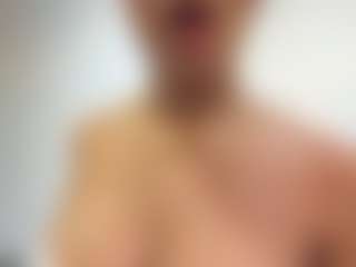 AntonellaMorelli's Live Sex Cam Show