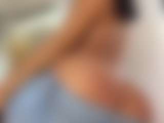 Live cam show with AntonellaMorelli - Tattoos on Gym Cam Girls