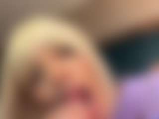 AntonellaMorelli's Live Sex Cam Show