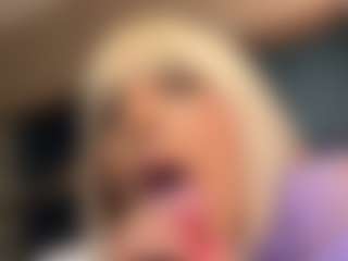 AntonellaMorelli's Live Sex Cam Show