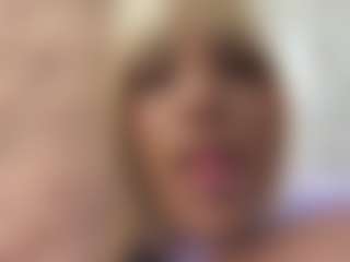AntonellaMorelli's Live Sex Cam Show