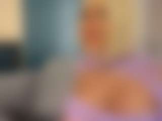 Live cam show with AntonellaMorelli - Gamer Latina on Adult Interactions | colombia