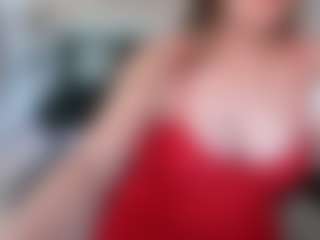 Live cam show with Samie - Upskirt on Instabang