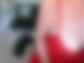 Live cam show with Samie - Upskirt on instabang