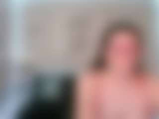 Live cam show with Samie - Upskirt on Latina Girls