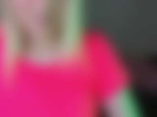 Live cam show with RouseReedd - Bedroom on SinfulBabes
