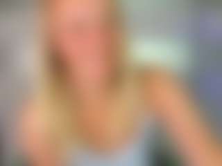 Live cam show with RouseReedd - Lush Blonde Hair on parknlotfishbdy