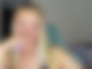 Live cam show with RouseReedd - Grey Eyes on camwithhim.com