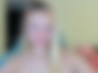 Live cam show with RouseReedd - Grey Eyes on xxxlivecams.org
