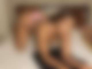 Live cam show with mia flame - Ebony on madthumbs