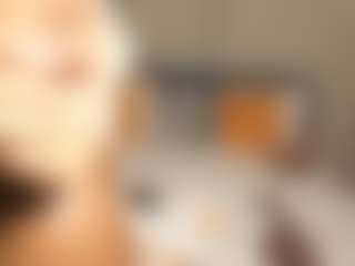 Live cam show with mia flame - Athletic Blowjob on live.xheat.ai