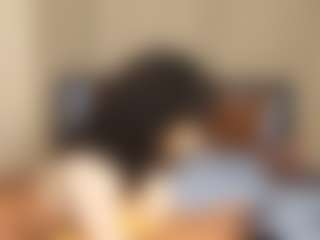 Live cam show with mia flame - Athletic Ebony on CamwithHer