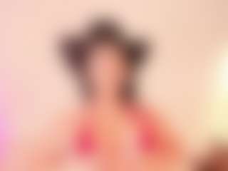 Live cam show with SofiiSweet - Sexy on livesuperchat.net