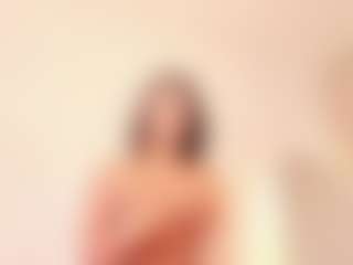 SofĂ dulce's Live Sex Cam Show