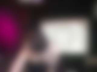 April_Strife's Live Sex Cam Show