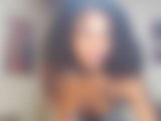 Live cam show with BadGiirlX - Hazel Eyes on Uber Horny