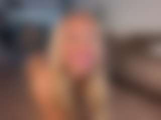 Live cam show with creambaby1 - Dildo on Camversity