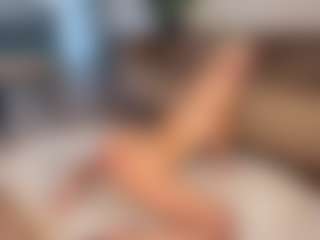 Live cam show with creambaby1 - BBW on Stripli.com