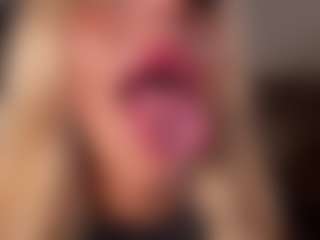 creambaby1's Live Sex Cam Show