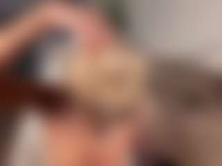 Live-sekscamshow van creambaby1