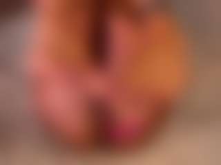 Live cam show with creambaby1 - BBW on TeamSkeetLive