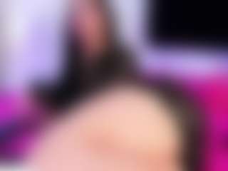 Live cam show with Stefany-Collins - Brown Eyes on Camsoda