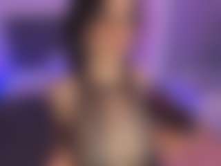 Live cam show with CassieEvanss - Fetish on Milfs Live