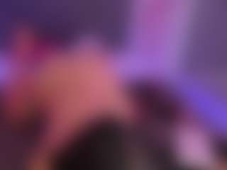 Live cam show with CassieEvanss - Oil on CSO-WL