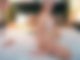 Live cam show with PamelaXXs - Green Eyes on Strip Flash - Live Sex Shows